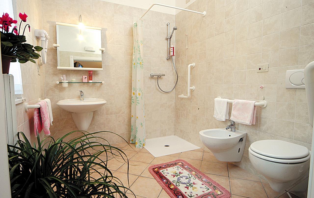 Casa Vacanze Provenzale Torre Pellice Quarto foto